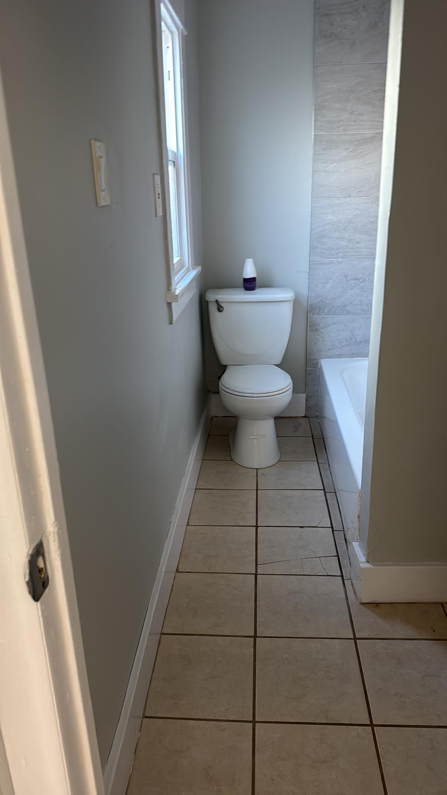 Clean bathroom remodel and tile work